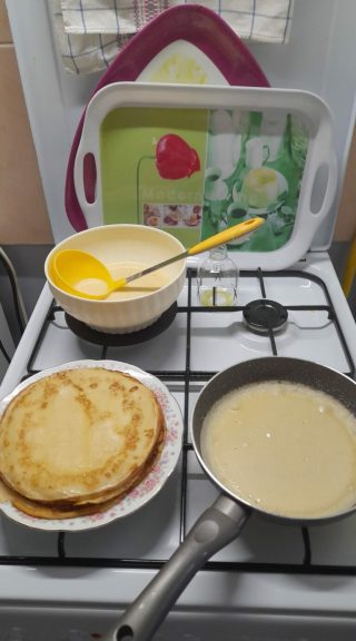 Nem tudom ki rakta fel a liszt nélküli palacsintát, de nem tudom elégszer megköszönni… mióta kerestem ezt a receptet
