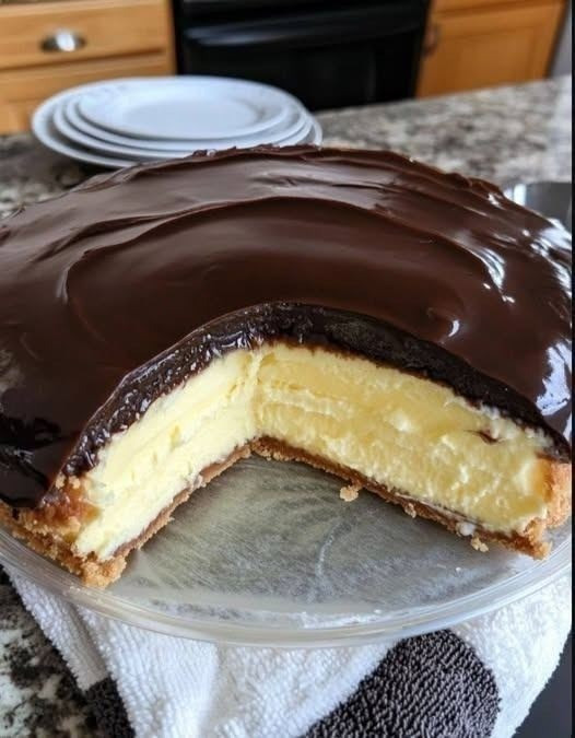 Egy klasszikus csokoládékrémes torta (mint egy csokoládékrémes torta).