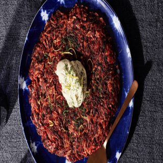 Ez a cékla-burgonyarösti olyan ízű, mint egy óriási Latke