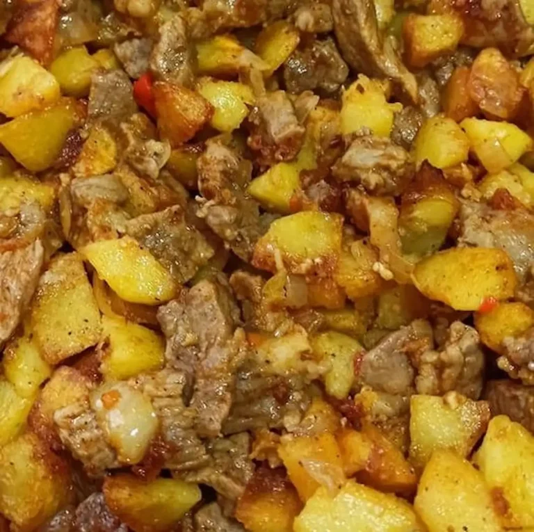 Ínycsiklandozó és nagyon szaftos brassói aprópecsenye recept – extra laktató verzió