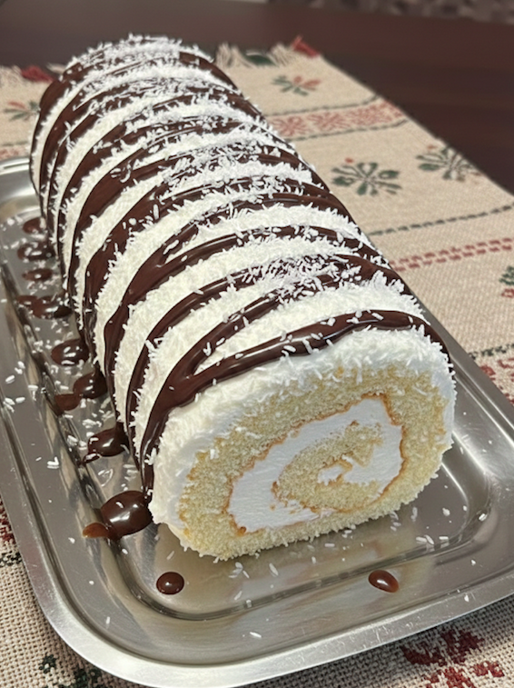Kókuszkrémes rolád recept, egyszerű és nagyon finom süti ötlet